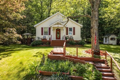 There's something special about a home that has stood the test - photo 4