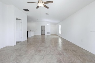 This beautiful well kept Harrisburg style home is located in the - photo 7