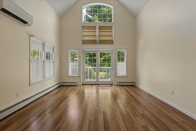 Located in Crosby Manor Estates, an established waterfront - photo 11