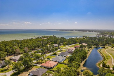 Perfectly nestled home on an extra large homesite with expansive - photo 4