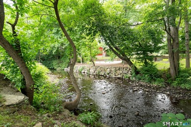 Quiet, Springdale complex tucked well off the beaten path but - photo 15