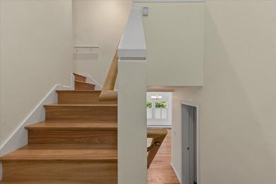 Located in Crosby Manor Estates, an established waterfront - photo 24