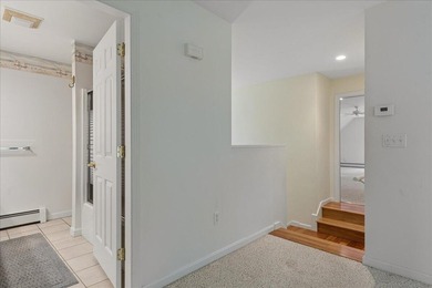 Located in Crosby Manor Estates, an established waterfront - photo 29