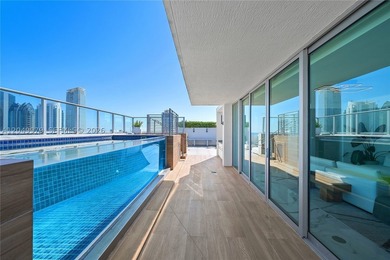PRICED FOR IMMEDIATE SALE THE PENTHOUSE TOWER SUITE AT THE CROWN - photo 32
