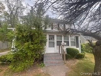 Historical Marvel 3 Br Colonial features Hardwood floors, 1,400 - photo 1