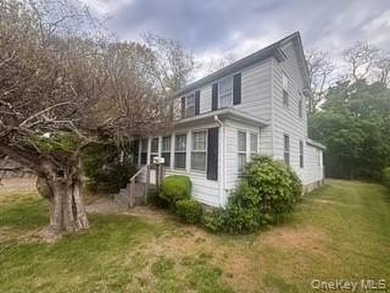 Historical Marvel 3 Br Colonial features Hardwood floors, 1,400 - photo 2