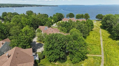 Located in Crosby Manor Estates, an established waterfront - photo 43
