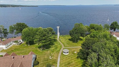 Located in Crosby Manor Estates, an established waterfront - photo 44