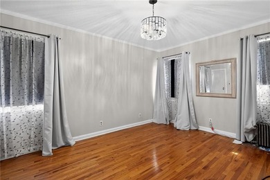 ALL SHOWINGS BY APPOINTMENT ONLY- Back on the market! Huge price - photo 4