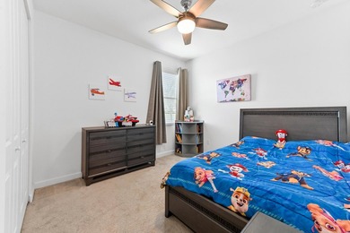 Welcome to this 4 bedroom, 2 bathroom with a private den/office - photo 20