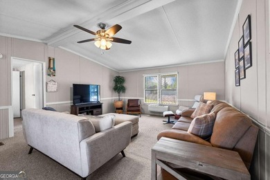 Looking for your personal waterfront oasis? The home features 3 - photo 4
