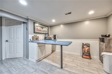 ****NEW PRICE*** Great location in South Kansas City with easy - photo 33