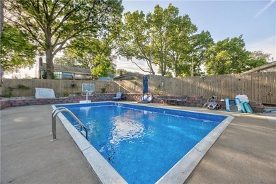 ****NEW PRICE*** Great location in South Kansas City with easy - photo 34