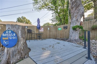 ****NEW PRICE*** Great location in South Kansas City with easy - photo 36