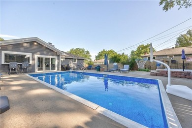 ****NEW PRICE*** Great location in South Kansas City with easy - photo 37