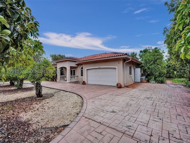 Certified Value & Rural Elegance in the Heart of the Redland Buy - photo 3
