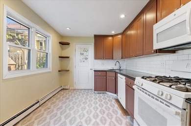 This incredible double-lot property in the heart of Gerritsen - photo 9