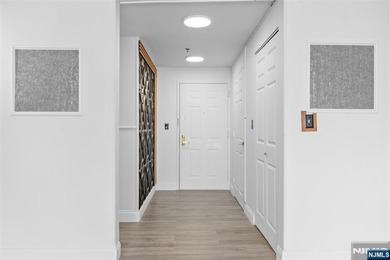Completely renovated luxury condo offering breathtaking - photo 12
