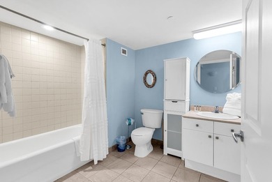 This 2 bed, 2 bath unit is turnkey and fully furnished, with a - photo 19