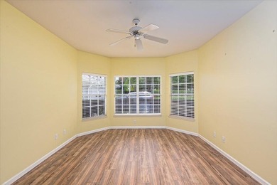 Great opportunity to own a one-story, true 3-bedroom villa in - photo 23
