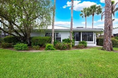 Great opportunity to own a one-story, true 3-bedroom villa in - photo 39
