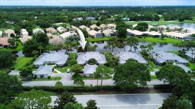 Great opportunity to own a one-story, true 3-bedroom villa in - photo 46