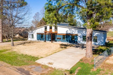 Cedar Creek Lake Home For Sale in Trinidad Texas