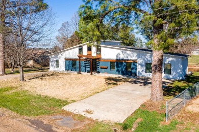 Lake Home Off Market in Trinidad, Texas