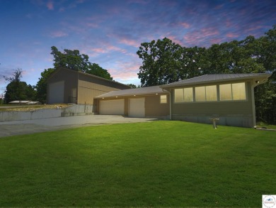 Lake of the Ozarks Home For Sale in Warsaw Missouri