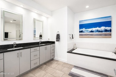 Experience refined Berkshire living at Devon Meadows, one of the - photo 13