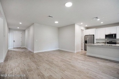 Welcome to your dream home! This stunning brand-new residence - photo 13