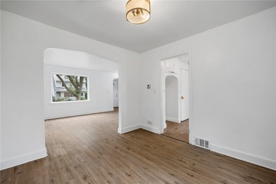 Welcome to this beautifully refreshed 3-bedroom, 1-bath home - photo 8