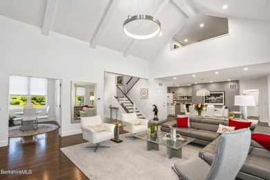 Experience refined Berkshire living at Devon Meadows, one of the - photo 21