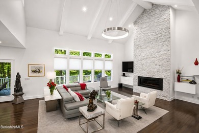 Experience refined Berkshire living at Devon Meadows, one of the - photo 23