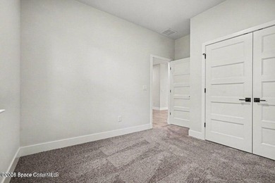 Welcome to your dream home! This stunning brand-new residence - photo 25