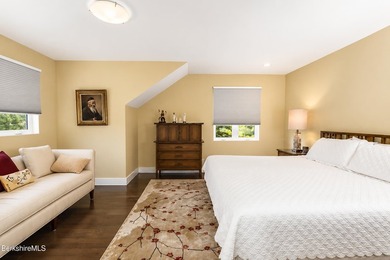 Experience refined Berkshire living at Devon Meadows, one of the - photo 34