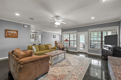 Gorgeous, move-in ready 2-bedroom, 2-bathroom home nestled near - photo 5