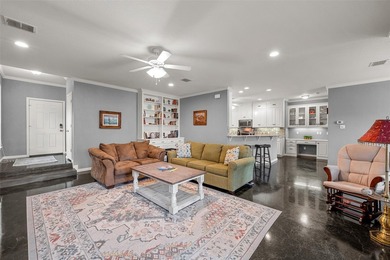 Gorgeous, move-in ready 2-bedroom, 2-bathroom home nestled near - photo 6