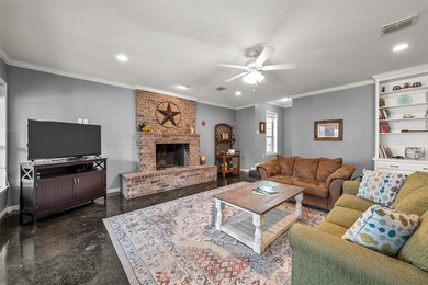 Gorgeous, move-in ready 2-bedroom, 2-bathroom home nestled near - photo 7