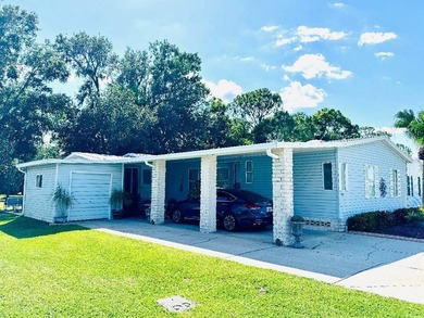 (private lake, pond, coastal) Home For Sale in Lakeland Florida