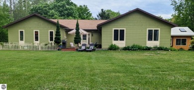 Intermediate Lake Home For Sale in Central Lake Michigan