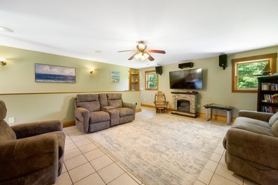 Welcome to 1 Dakin Lane, where modern comfort meets Maine living - photo 15