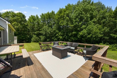 Welcome to 1 Dakin Lane, where modern comfort meets Maine living - photo 36