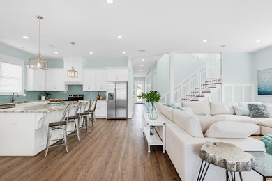 Short term rental powerhouse featuring a new designer-furnished - photo 2