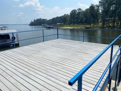 Lake Eufaula / Walter F George Reservoir Home For Sale in Abbeville Alabama