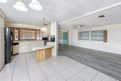 Spacious 2BR/2BA manufactured home in the desired community of - photo 12