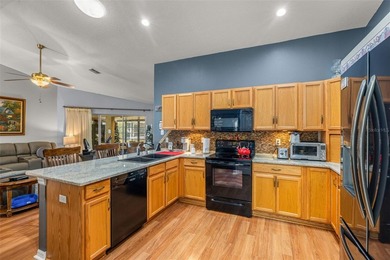 A COZY, 3-BEDROOM, 2-BATHROOM, 2-CAR GARAGE, WELL-MAINTAINED - photo 12