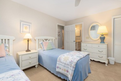 Welcome to 6 4th Avenue, a classic beach retreat just steps from - photo 23