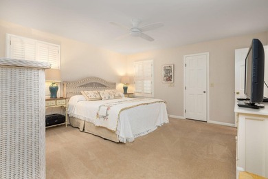 Welcome to 6 4th Avenue, a classic beach retreat just steps from - photo 24