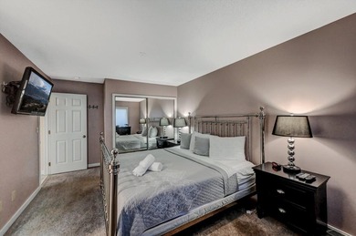 3 LEVELS Turnkey home......Beautiful End unit, 4 bedroom, 3 bath - photo 26
